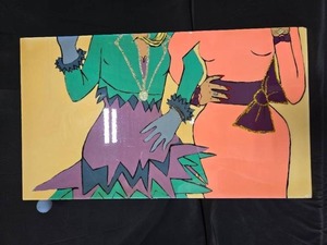 lot 266 image: Triangular Art PanelShelfTable with Mixed Media Design Signed L&J Kinney 89 - missing one blue round footing