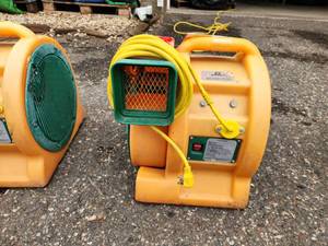 lot 216 image: Air Fox 1.5 HP Bounce House Blower