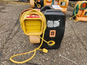 lot 223 image: Zoom 1.5 HP Bounce House Blower