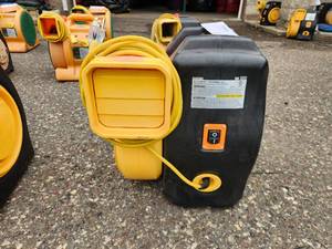 lot 226 image: Zoom 3 HP blower BRAND NEW