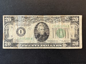 lot 10 image: 1934 B Green Seal $20 Federal Reserve Note