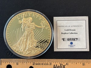 lot 32 image: Jumbo Gold Layered Medallion