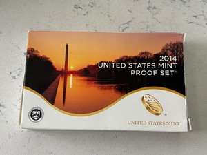 lot 46 image: 2014-S Proof Set