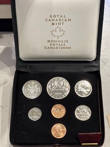 lot 52 image: 1978 Canada Mint Set