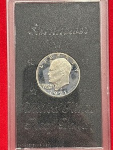 lot 67 image: 1971-S Eisenhower Silver Dollar Proof