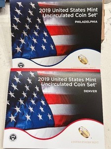 lot 69 image: 2019 P & D Mint Set