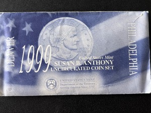 lot 106 image: 1999 Susan B. Anthony Dollar Set