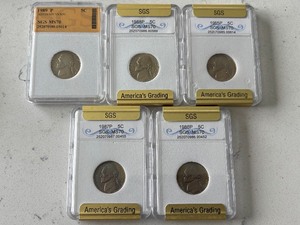 lot 124 image: Jefferson Nickels MS70 Graded