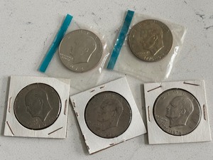 lot 152 image: Eisenhower Dollars