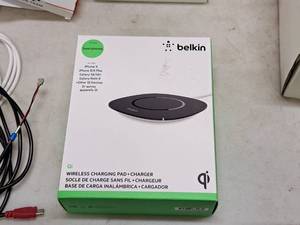 lot 1062 image: Belkin Wireless Charging Pad & Charger