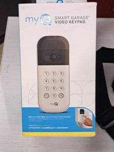lot 1087 image: MyQ Smart Garage Video Keypad