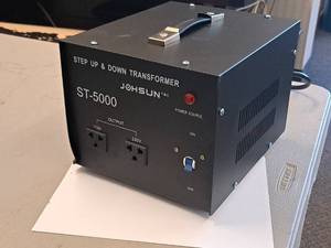 lot 1118 image: Johsun Tec Step-UpDown Transformer ST-5000