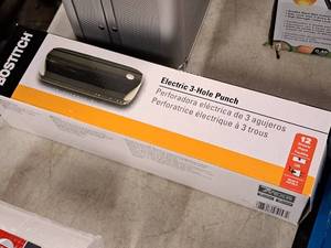 lot 1132 image: Bostitch Electric 3-hole Paper Pung