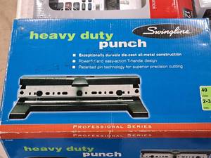 lot 1131 image: Swingline Heavy Duty Paper Punch