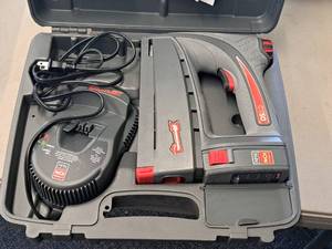 lot 1139 image: Arrow 10.8V Lithium Ion Cordless Stapler CT50K with Battery, Charger, Case