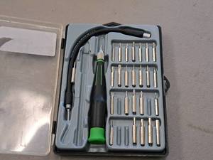 lot 1152 image: Pittsburgh Pro Precision Screwdriver Set 34-piece