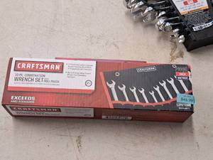 lot 1177 image: Craftsman Combination Wrench Set 10-piece with Roll Tool Pouch