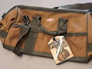 lot 1191 image: Bucket Boss Gatemouth 16 Tool Bag