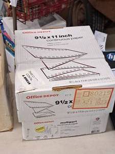 lot 1217 image: Lot of (1 Box) Office Depot Continuous Paper  15lbs 9-12x11