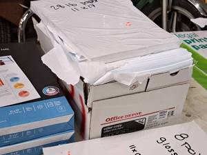 lot 1220 image: Lot of (1 Case   4 Reams) Color Copy Paper  Brilliant White 11x17