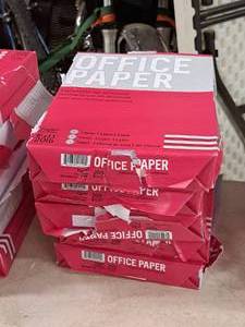 lot 1224 image: Lot of (5 Reams) Office Paper  20lb  2500 sheets 8-12x11