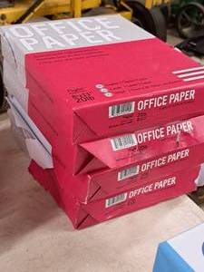 lot 1227 image: Lot of (4 Reams) Office Paper  20lb  2000 sheets 8-12x11