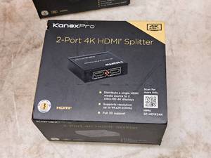 lot 1058 image: Kanex Pro 2-Port 4K HDMI Splitter