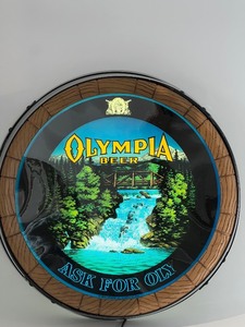 lot 27 image: Vintage Olympia Beer Lighted Waterfall Motion Barrel Head Sign - New Old Stock