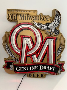 lot 58 image: Old Milwaukee Genuine Draft LED Light Display