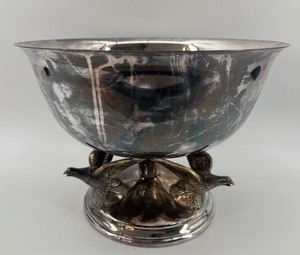 lot 74 image: Anheuser-Busch Commemorative Silver-Plated Bowl with Eagle Motif