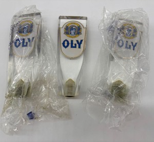 lot 230 image: Set of 3 Oly Beer Tap Handles, Vintage Brewery Collectibles
