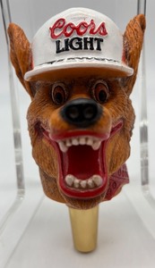 lot 231 image: Vintage Coors Light BeerWolf Tap Handle