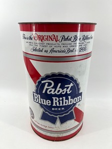 lot 282 image: Vintage Pabst Blue Ribbon Beer Tin Can