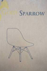 lot 118 image: Lucas White Wood Grain Accent Chair (4ct) NEW