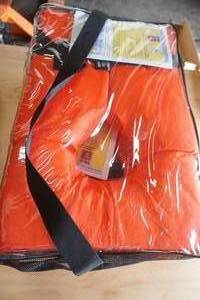 lot 144 image: Life Jacket Set (4ct) Adult Size