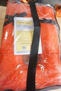 lot 145 image: Life Jacket Set (4ct) Adult Size