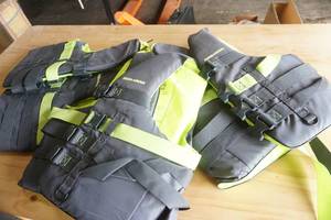 lot 154 image: NEW (3ct) Sea Doo Life Jacket Adult L