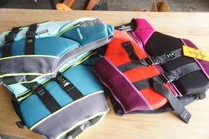 lot 159 image: NEW (3ct) Sea Doo Life Jacket (Adult M)