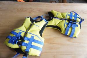lot 175 image: NEW (3ct) Ecoprene Sea Doo ChildInfant Life Jacket