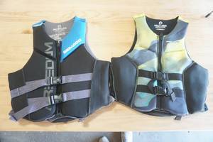 lot 218 image: NEW (2ct) Sea Doo Life Jackets Adult L. Ecoprene