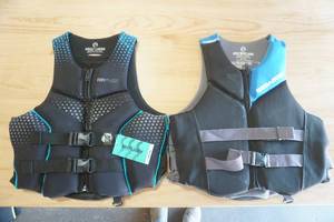 lot 219 image: NEW (2ct) Sea Doo Life Jackets Adult L. Ecoprene