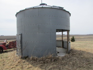 lot 8 image: Grain Bin Gazebo