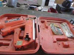 lot 61 image: Framing Nailer