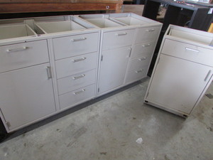 lot 83 image: Filing Cabinets
