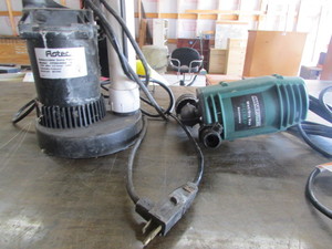 lot 94 image: Wetdry Vacuum Sump Pump