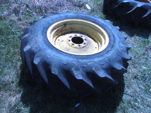 lot 110 image: Tires