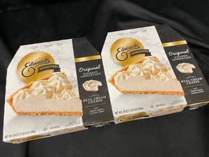 A - Edwards Signature Original Whipped Cheesecake Twin Pack