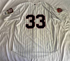 lot 20 image: Justin Morneau With Tags New Minnesota Twins Jersey Size 48 - 2010 Target Field Innaugural Season Majestic MLB Authentic Baseball