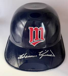 lot 9 image: Harmon Killebrew Signed Minnesota Twins Mini Helmet with PSA COA