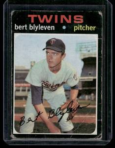 lot 45C image: Bert Blyleven RC 1971 Topps #36 Rookie Vintage Minnesota Twins Baseball Card